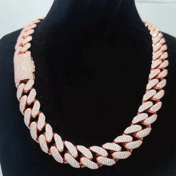 Moissanite VVS1 Cuban Link Chain — GRA Certified